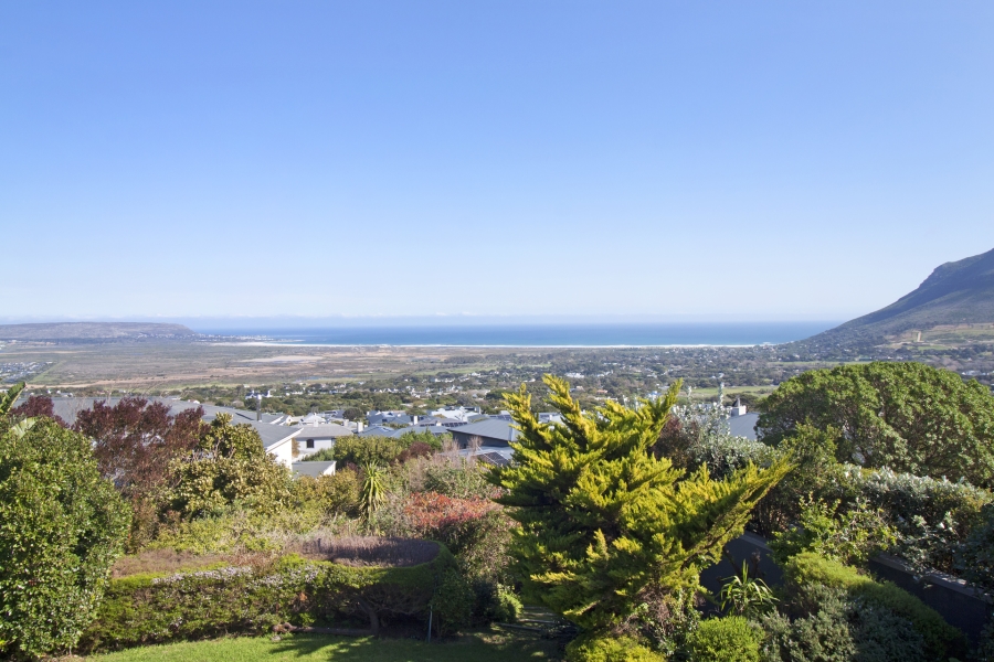 4 Bedroom Property for Sale in Belvedere Western Cape